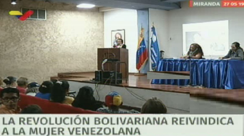 La Mujer debe impulsar la descolonización para asegurar la paz