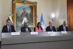 Venezuela suscribe acuerdo de cooperación en educación y nutrición escolar con FAO y Unicef