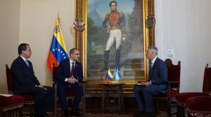 Encargado de negocios de Argentina, Eduardo Porretti