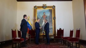 Ministro Consejero de Colombia, Carlos Gamboa