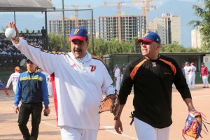 Juego amistoso de sóftbol entre FANB y Gabinete Ejecutivo