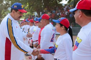 Juego amistoso de sóftbol entre FANB y Gabinete Ejecutivo