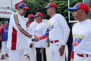 Juego amistoso de sóftbol entre FANB y Gabinete Ejecutivo