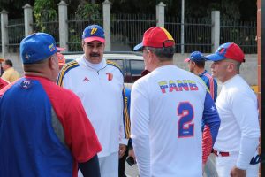 Juego amistoso de sóftbol entre FANB y Gabinete Ejecutivo