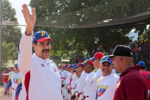 Juego amistoso de sóftbol entre FANB y Gabinete Ejecutivo