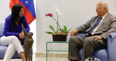 Venezuela y Cuba fortalecen lazos de cooperación ante bloqueo imperial