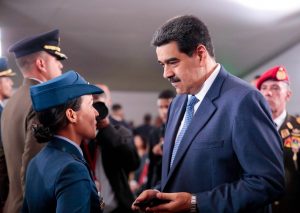 Generales y Almirantes ascendidos juran frente a Bolívar como herederos del Ejército Libertador