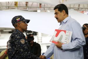 Presidente Maduro encabezó graduación de más de dos mil nuevos policías en la UNES