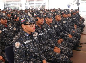 Presidente Maduro encabezó graduación de más de dos mil nuevos policías en la UNES