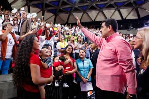 Presidente Maduro celebró II Aniversario del Plan Parto Humanizado con madres y embarazadas de Venezuela