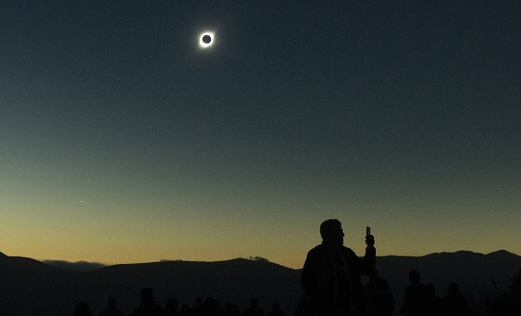 pse total de Sol observado desde Suramérica (Foto RT)