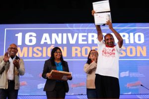 16° aniversario de la Misión Robinson y IV Promoción de Robinson II  Productiva