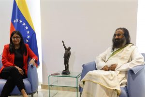 Venezuela recibe visita del líder humanitario y embajador de paz Sri Sri Ravi