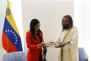 Venezuela recibe visita del líder humanitario y embajador de paz Sri Sri Ravi