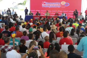 Consejos Productivos de Trabajadores reiteran respaldo al presidente Maduro