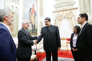 Embajador de Irán Mostafá Alaeí recibe Orden Francisco de Miranda en su Primera Clase