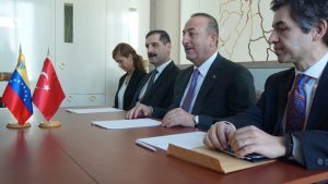 Canciller Arreaza se reunió con el canciller de la República de Turquía, Mevlüt Çavuşoğlu, para reforzar la cooperación y amistad entre ambos pueblos