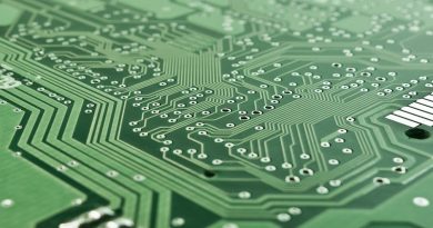 Canciller Arreaza: Independencia tecnológica se alcanzará con software y hardware libres
