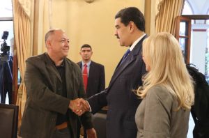 Gobierno venezolano se reúne con Mesa de Diálogo Nacional para fortalecer acuerdos de paz