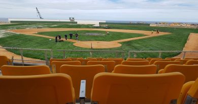 Inauguración del Estadio de Béisbol de La Guaira permitirá mejorar servicios básicos en Macuto
