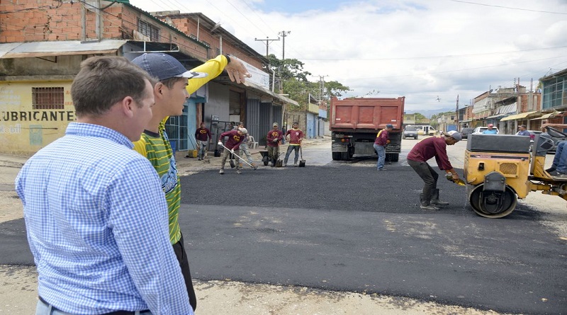 Carabobo: Colocarán más de 600 toneladas de asfalto en Miguel Peña