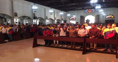 Alcalde Farith Fraija asistió a Misa del Deporte acompañados de los atletas carrizaleños