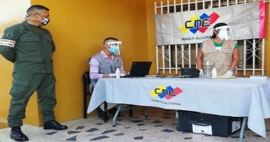 Un total de 22 máquinas de Registro Electoral fueron instaladas en 21 municipios del estado Táchira