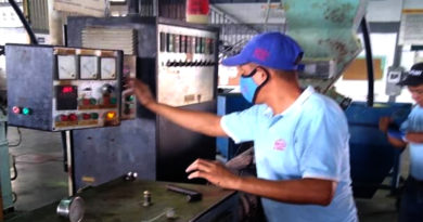 Uraplast empresa 100% productiva bajo el control de la Clase Obrera
