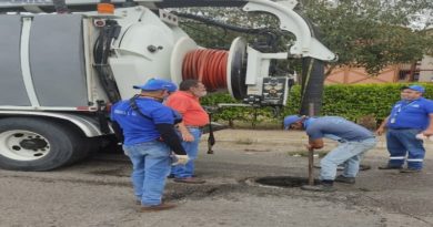 Hidrosuroeste realiza limpieza y succión de colectores residuales en Táchira