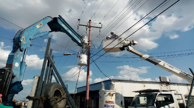 Benefician a 90 familias en Barinas con la sustitución de 3 transformadores
