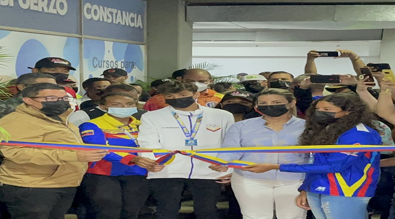 Complejo Acuático de Parque Central fue rehabilitado integralmente para beneficio de Caracas