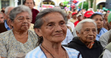 Presidente Maduro conmemora Día Internacional de las Personas de Edad