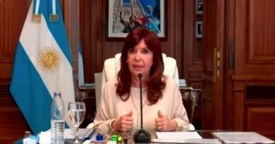 Cristina Fernández solicita la recusación de la jueza que investiga el atentado en su contra