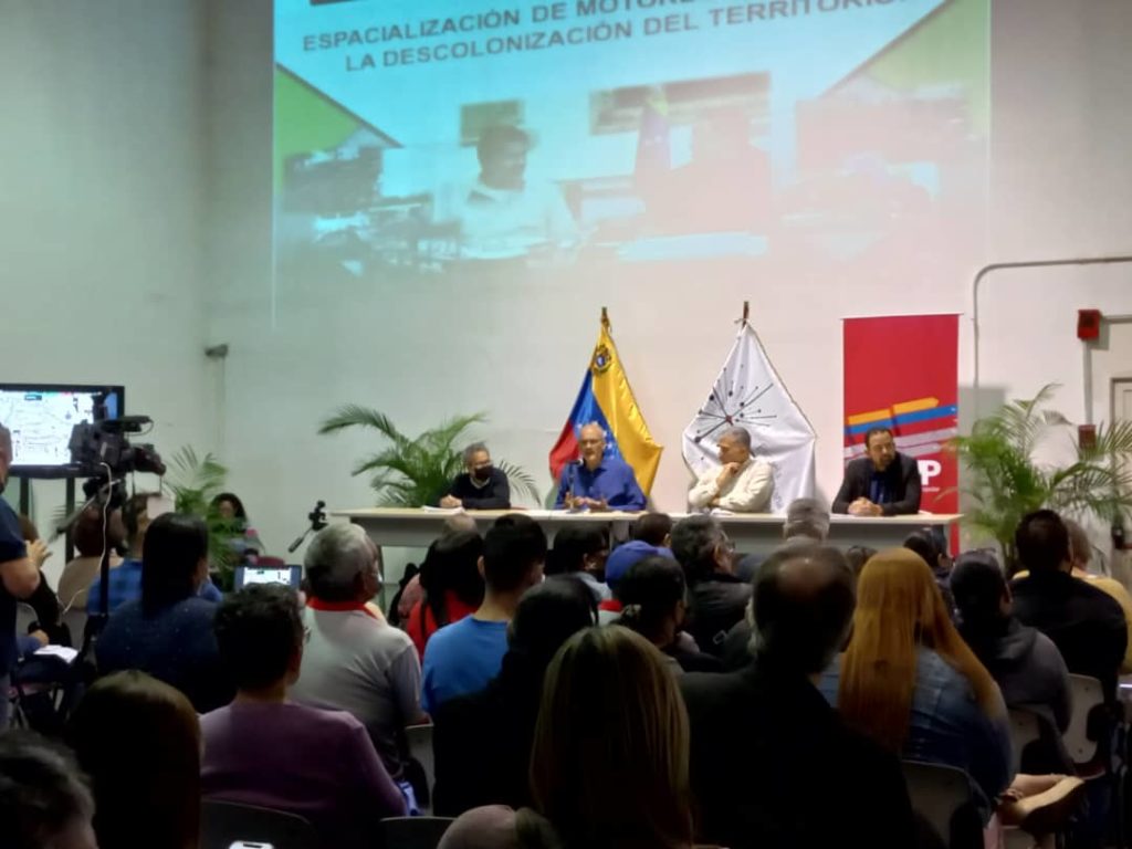 Más de un millón de venezolanos se han formado en Planificación Popular