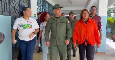 Padrino López: Las Bricomiles se han convertido en un movimiento nacional