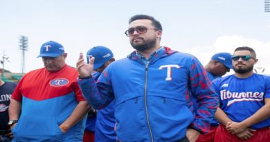 Tiburones recargan la novena con nuevos jugadores