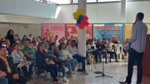 Ministra de Salud lideró encuentro con personal de salud en Caracas