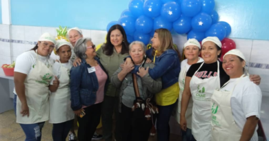 Inauguran la U.E.N. Antonio Pinto Salinas de El Valle