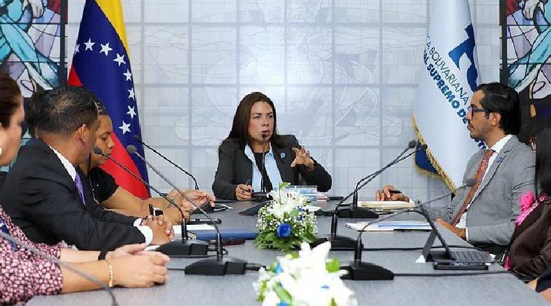 Impulsan uso de tecnología en diplomados de la Escuela Nacional de la Magistratura