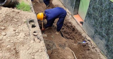 Sustituyen tubería de aguas servidas en San Felipe estado Yaracuy