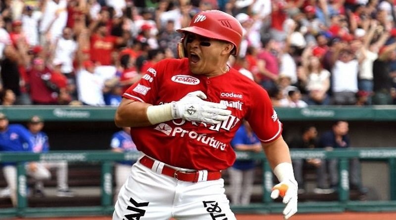 Jonrón de Ramón Flores mete a Diablos Rojos en la final del béisbol mexicano