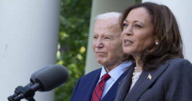 Kamala se distancia de Biden