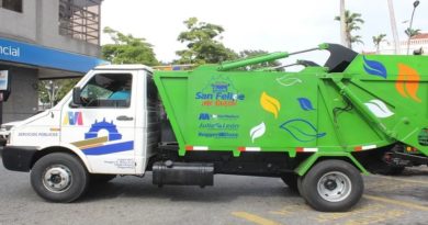 Entregan unidades para recolección de desechos sólidos en San Felipe