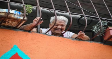 Habitantes de Mamera disfrutan viviendas reparadas y obras de servicio en desarrollo